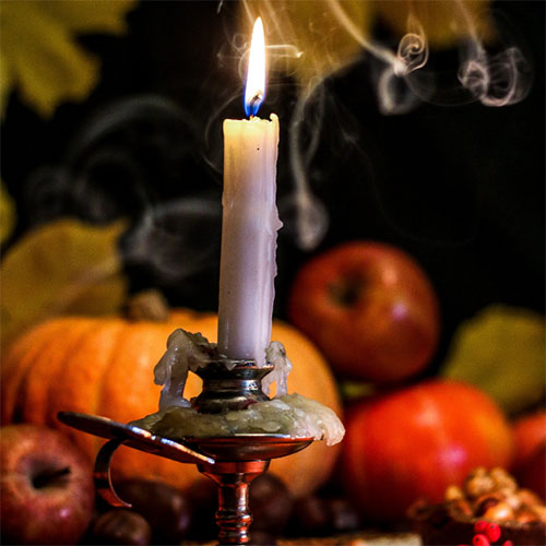 Samhain : origines et pratiques contemporaires